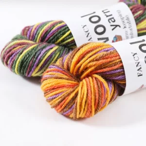 100% Lamb Wool Yarn Anti-Pilling Dyed Fancy Crochet Wool Yarn Strong Evenness Baby Wool Knitting Yarn for Hand Knitting Scarf