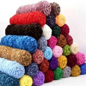 100g 3mm Velvet Yarn 100% Polyester Recycled Fancy Chenille Hand Knitting Yarn Dyed Pattern for Crochet Hand Knitting Projects