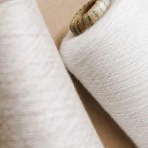 150dtex/48F 150D Recycled Dolly Slub Yarn Recycled Polyester Linen Effect Yarn for Sustainable Fashion