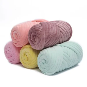 Super Velvet Chunky Yarn Knit Machine Washable Polyester Tube Braid Yarn for Hand Knitting