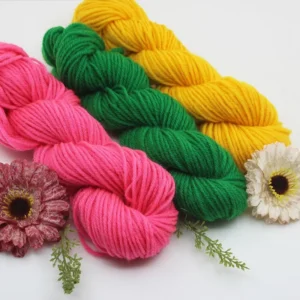 Acrylic Yarn Dyed Medium Coarse Low Shrinkage for Knitted Products