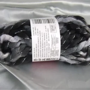 Blended Slubby Wool Yarn High Tenacity Fancy Embroidery Weaving Yarn Hand Knitting Style with Strong Dyed Pattern