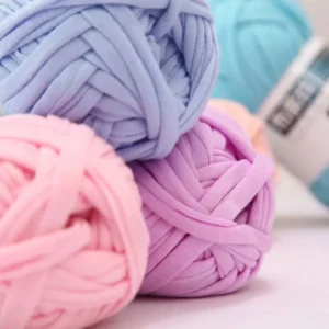 High Quality 100% Organic Cotton Spun Soft and Comfortable Feeling Chunky Yarn for T Shirt