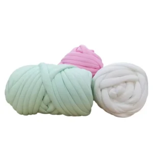 High Quality 100% Polyester Velvet Fancy Yarn High Tenacity Dyed Soft Super Chunky Thick Arm Knitting Yarn for Handmade