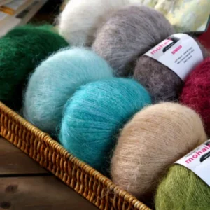 Super Soft Eco Friendly Alpaca Mohair Acrylic Blended Yarn 25g High Quality Anti Static Wool for Hand Knitting Sweaters