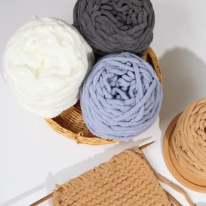 Ultra Soft Wool Blended Chenille Yarn Anti Pilling & Eco Friendly for Hand Knitting Blankets Scarves Home Decor (Beginners DIY)